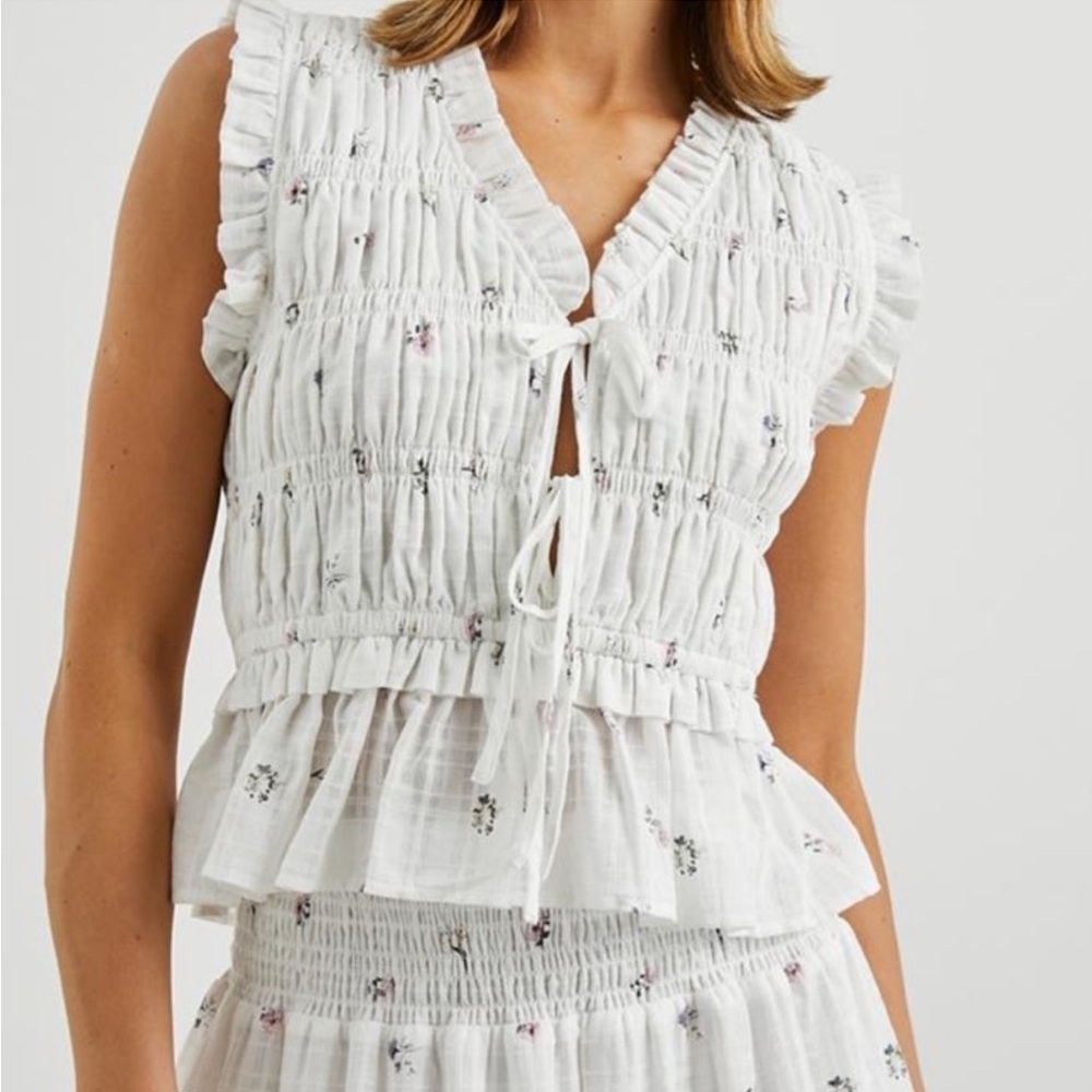 Rails Martine Lilac Roses Tie Top